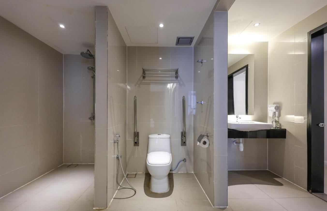 Greystone Centrestage Pj Hotel Petaling Jaya Bagian luar foto